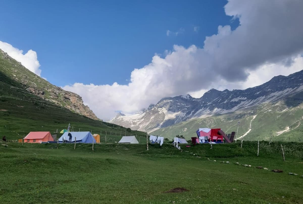 Sural Bhatori: Ride deep into the remote, pristine wilderness of the Pangi Valley.